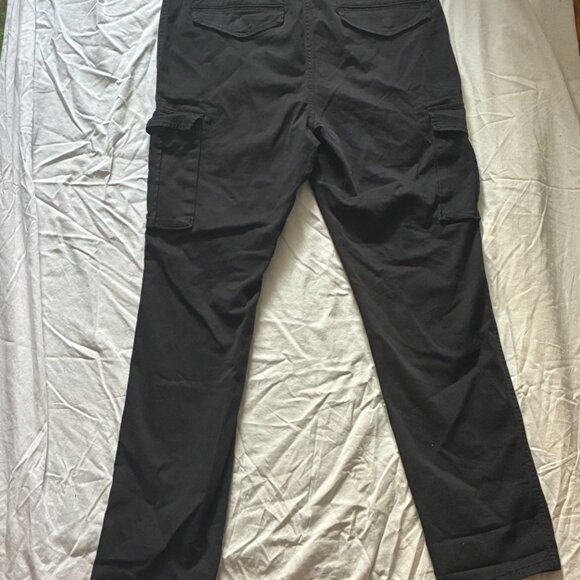US Polo Assn. Men's Black Cargo Pants (34/32) - Picture 2 of 12